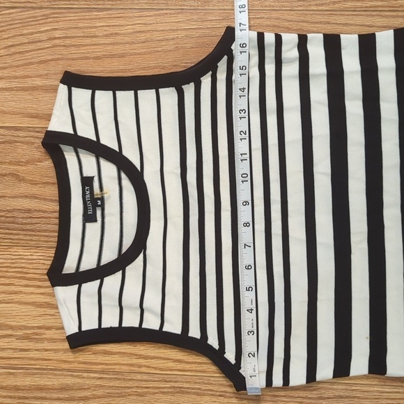 Black and white striped sleeveless dress for business, casual, Ellen Tracy M - Picture 2 of 6